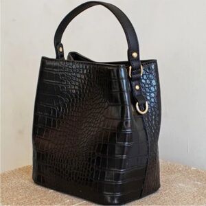 Revolve AOTA All Of The others Above Elena Bucket Bag Black NWT